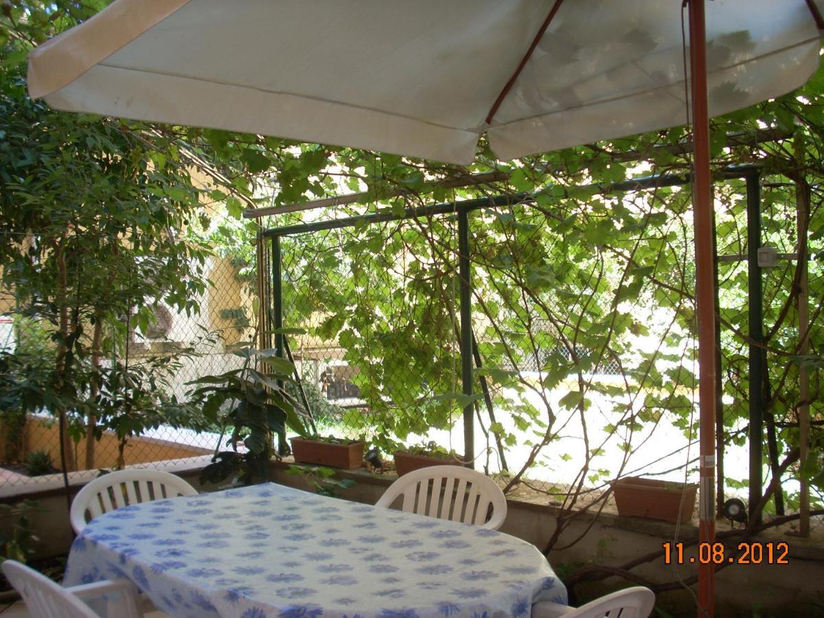 Apartamento Aroma Di Mare Lido di Ostia Exterior foto