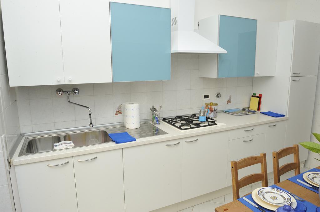 Apartamento Aroma Di Mare Lido di Ostia Habitación foto